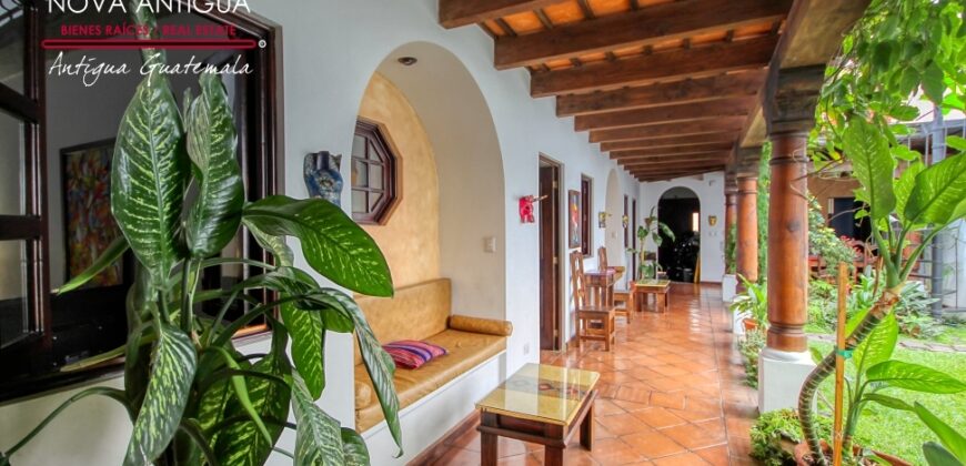 A4257 – Home within walking distance of the Central Park