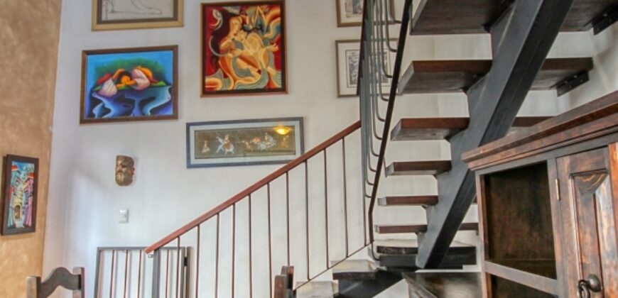 A4257 – Home within walking distance of the Central Park