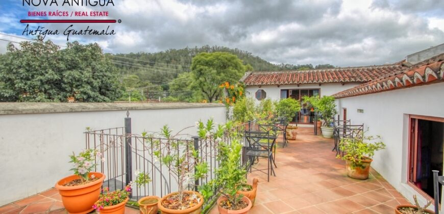 A4257 – Home within walking distance of the Central Park