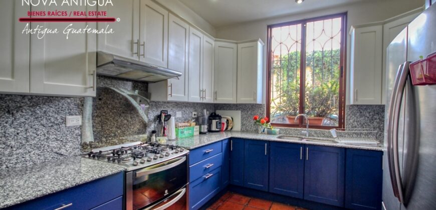 A4257 – Home within walking distance of the Central Park