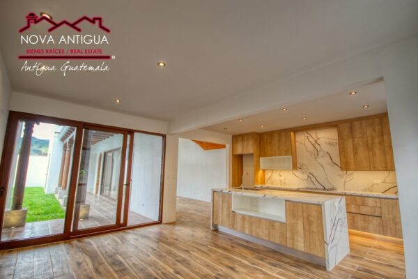 T53 -Casa en venta en Hacienda el Comendador