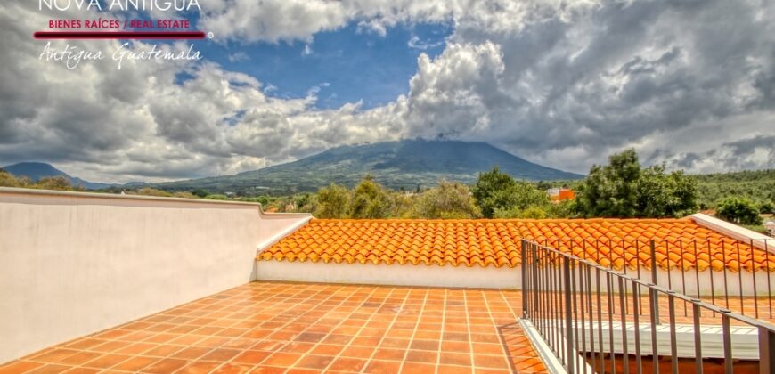 T53 -Casa en venta en Hacienda el Comendador