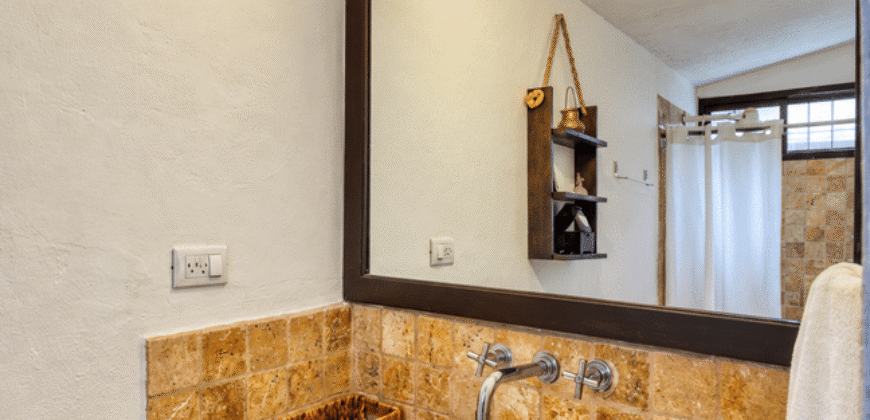 I76 – Casa en pequeño residencial en San Pedro Las Huertas