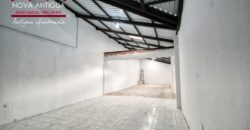 A4260 – Commercial space for rent in Antigua G.