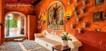 A4254 – House in the center of Antigua Guatemala