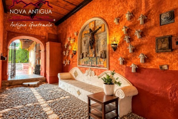 A4254 – Casa en el centro de Antigua Guatemala