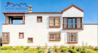 J154 – House under construction in Hacienda San Juan