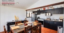 I76 – Cozy 2 bedroom house in small gated Community
