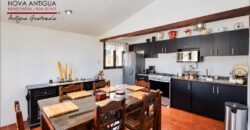 I76 – Casa en pequeño residencial en San Pedro Las Huertas